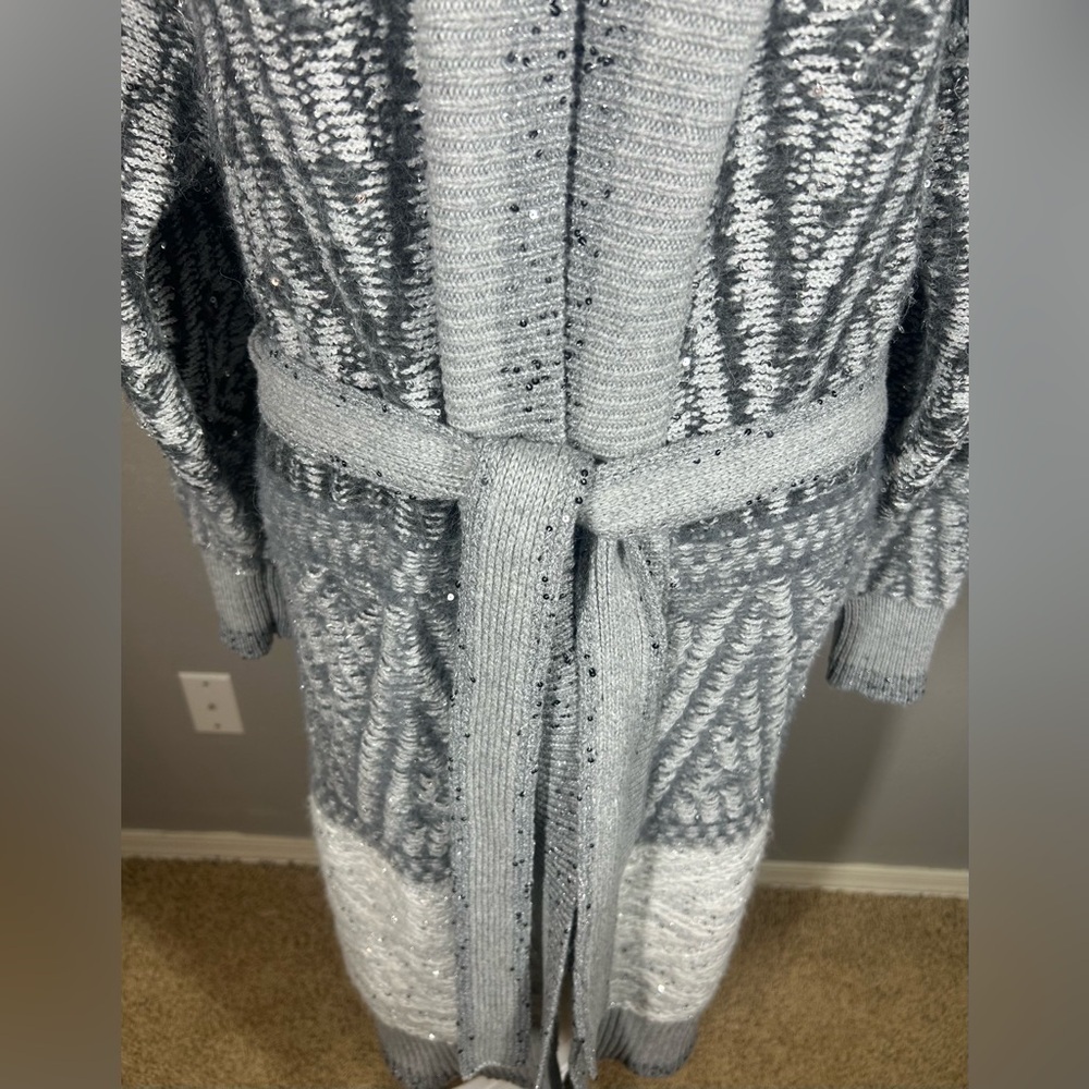 WHBM Gray White Sequin Cover Up Cardigan Sweater Coat Fair Isle Nordic Size M - Picture 6 of 15